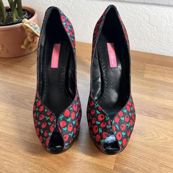 Betsey Johnson Red Floral Peep-Toe Heels – Size 8 - Picture 3 of 8